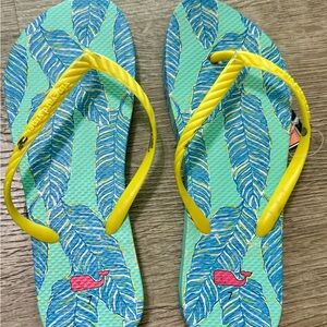 Vineyard Vines Flip Flops